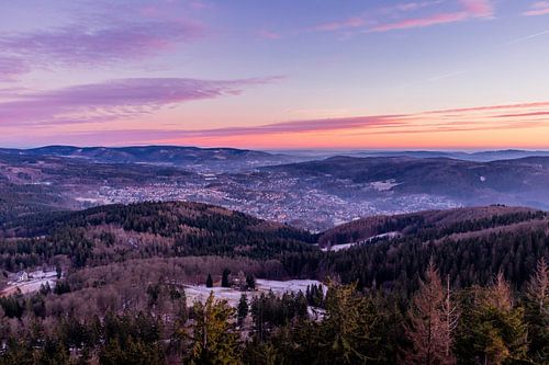 Korte wandeling bij zonsondergang naar de Ruppberg bij Zella-Mehlis - Thüringen - Duitsland