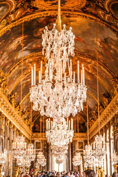Kronleuchter im Schloss Versailles von Bas Fransen