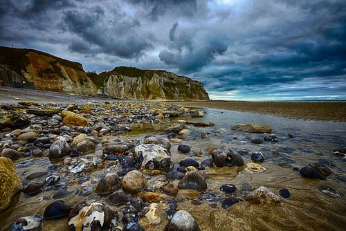Rock Coast by Ger Nielen