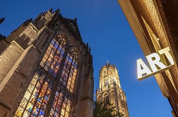 La cathédrale d'Utrecht par une belle soirée sur Juriaan Wossink