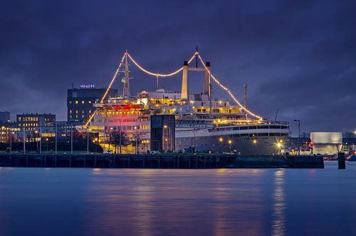 The SS Rotterdam on a Blue Monday by Frans Blok - photos, art and other wall decoration