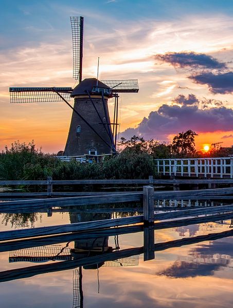 Mill children's dike during sunset by Marjolein van Middelkoop