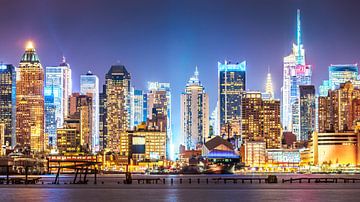 Midtown Manhattan Skyline bij Nacht van Sascha Kilmer