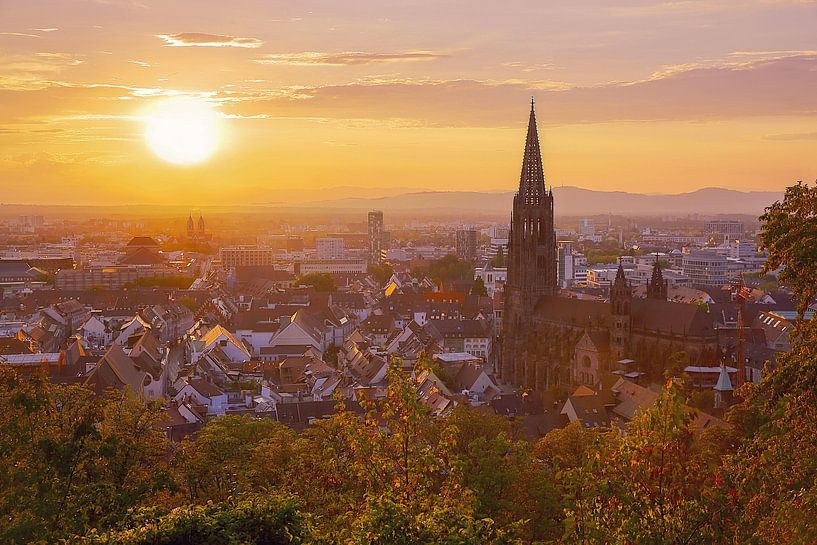 Zonsondergang in Freiburg van Patrick Lohmüller