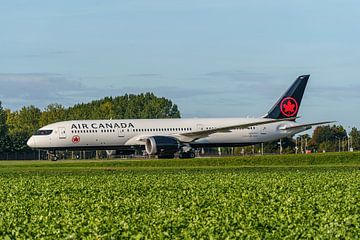 Air Canada Boeing 787-9 Dreamliner at Schiphol Airport. by Jaap van den Berg