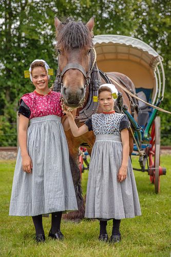 Zeeland girl by Lisette van Peenen