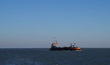 Fischerboot auf dem Wattenmeer, Terschelling von Maurits Bredius