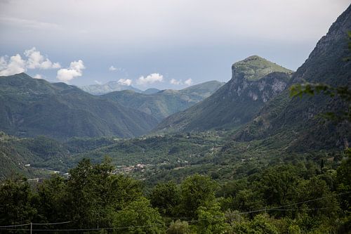 Bergachtig landschap in Zuid-Italië, Salerno Italië