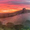 Zonsopkomst Corfe Castle, Dorset van Henk Meijer Photography