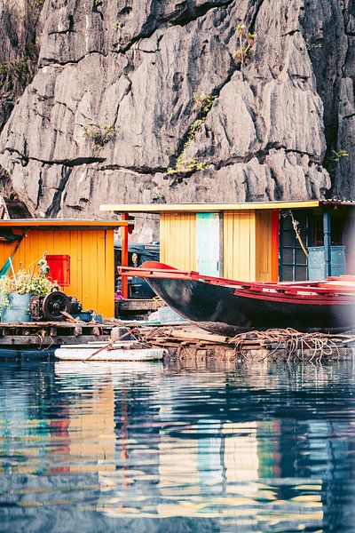 Floating village by Jeroen Hartenberg