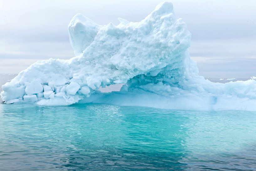 ijsberg Groenland 2 by Jan Molenveld