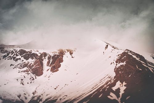 Into the mountains II