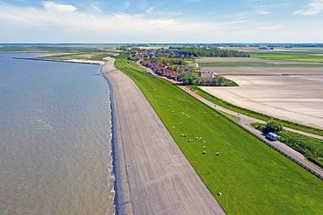 Luchtfoto van de dijk bij Wierum aan de Wadden Zee in Friesland Nederland van Eye on You
