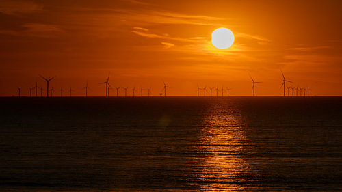 Ein letzter Hauch von Sonne über der Nordsee