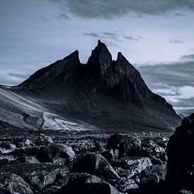 Brunnhorn the iconic mountain in southern Iceland - Moody by Gerry van Roosmalen