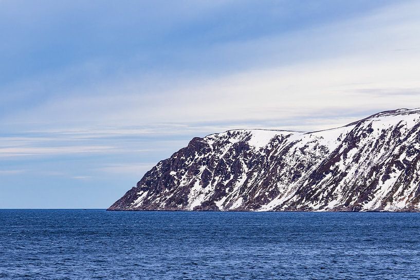 Berge und Felsen im Winter in der Finnmark in Norwegen von Rico Ködder