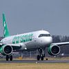 Transavia Airbus A321 landing op de polderbaan. van Arthur Bruinen