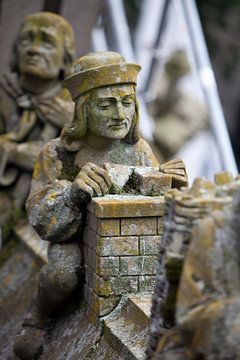 Metselaar op de Sint-Janskathedraal in Den Bosch van Kees van Dun