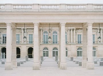 Palais Royal in Paris photographed analogue on Fuji400 film by Alexandra Vonk