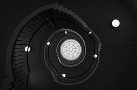 The staircase by Pearls from the past