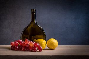 Modern still life with grapes and lemons by John van de Gazelle