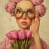 Portrait rêveur avec des fleurs et des lunettes sur But First Framing