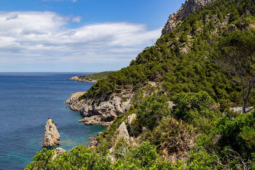 La baie de Ses Caletes au nord-est de Majorque par Reiner Conrad
