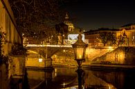View over a bridge to St. Peter's Basilica in Rome by Lizanne van Spanje thumbnail