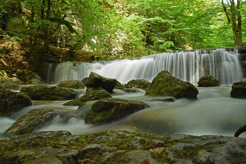 Die Wasserfälle Cascades de Herisson im französischen Jura von Robin Verhoef