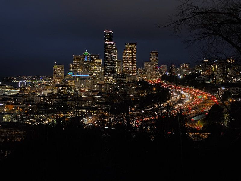 Seattle by Hello Pompoyo