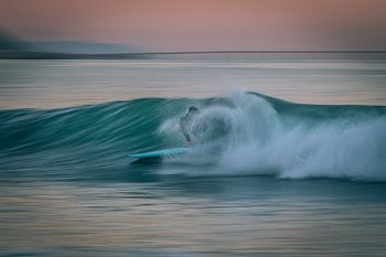 Surfing Rincon Kalifornien