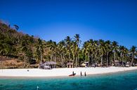 Beautiful white beach in the Philippines by Yvette Baur thumbnail