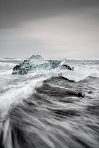 Ice blocks in the surf