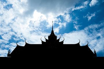 Phnom Penh Cambodia by Richard Wareham