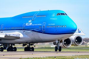 Rollende KLM Boeing 747-400 Passagiermaschine.