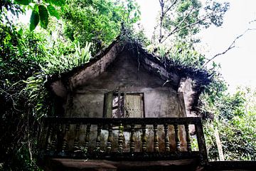 Leaving Silence in the Secret Garden - Koh Samui by Inge van Veen