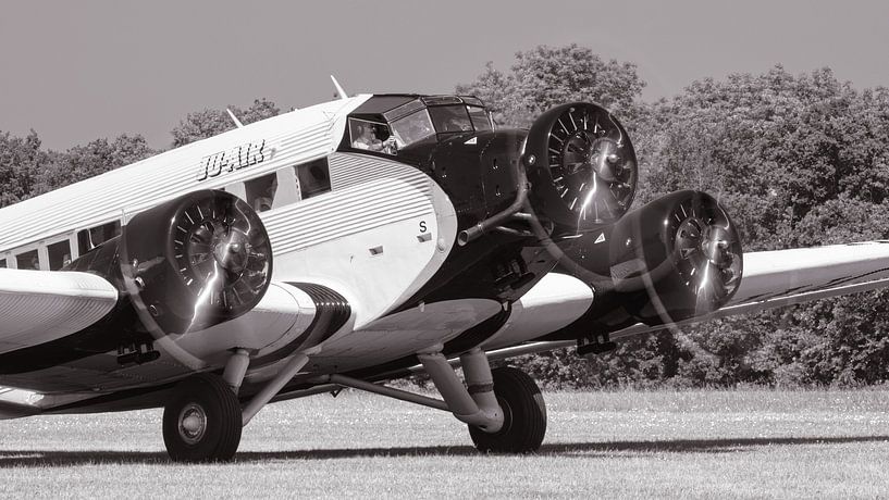 The three-engined Junkers Ju-52/3m. by Jaap van den Berg
