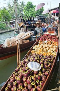 Schwimmender Markt in Thailand