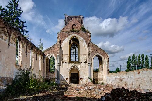 Eglise sans toit von Patrick De Boeck