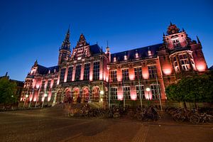 Academiegebouw begin van de avond  von Iconisch Groningen
