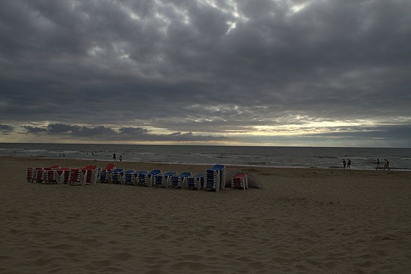 Einde van een dagje strand by Nella van Zalk