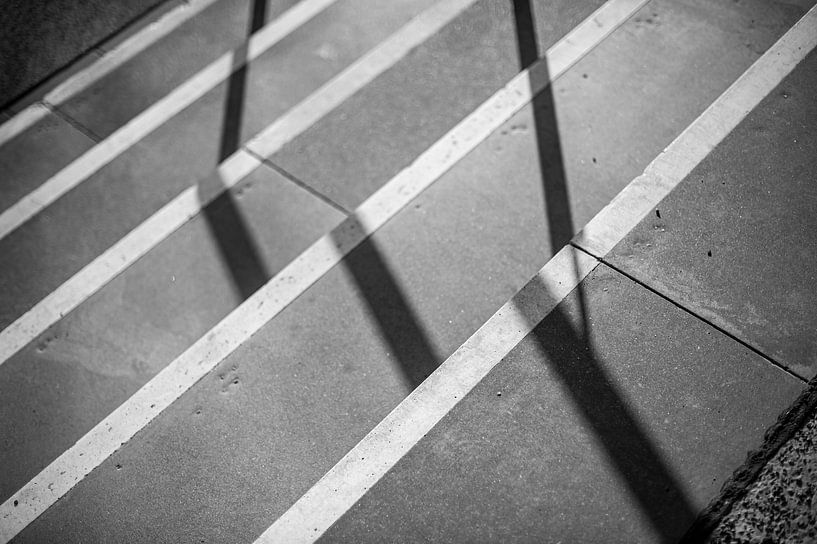 Stappen. Licht. Schaduw. van Christoph Jirjahlke