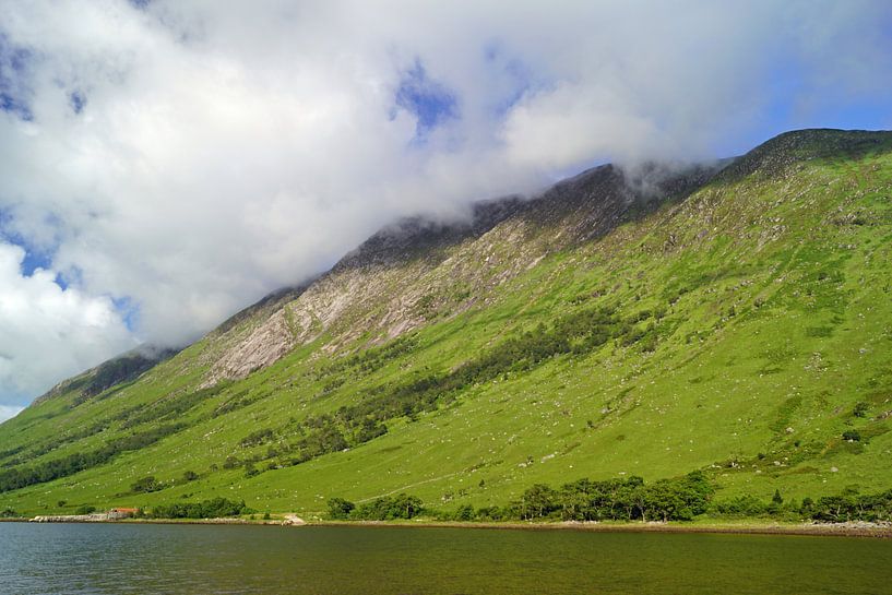 Kleurrijke Glen Etive in Schotland. van Babetts Bildergalerie