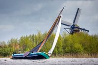 Skûtsje en molen