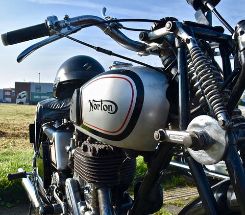 De distinguished gentlemans ride