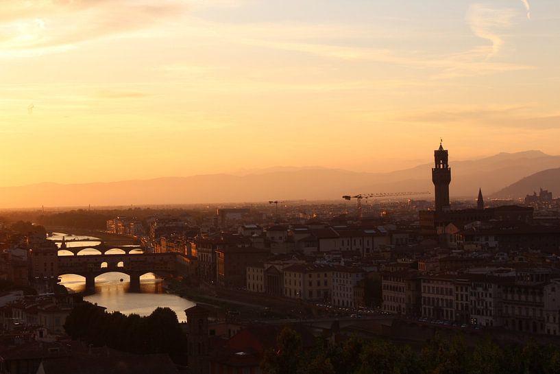 Florence by Hello Pompoyo
