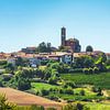 Het dorp Grana Monferrato op een heuveltop, Piemonte van Stefano Orazzini