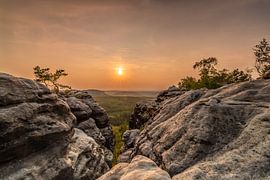 Sonnenuntergang  im Elbsandstein Gebirge von Marc-Sven Kirsch