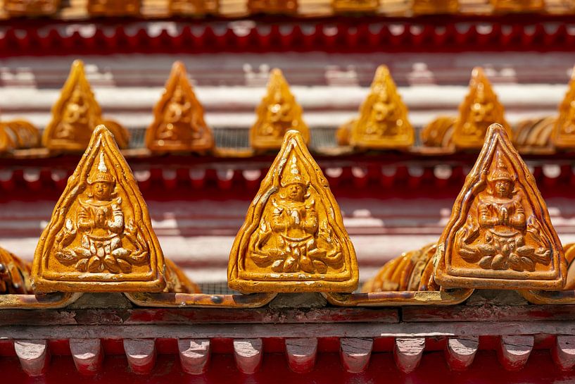 Roof decorations at Wat Benchamabophit, by Walter G. Allgöwer