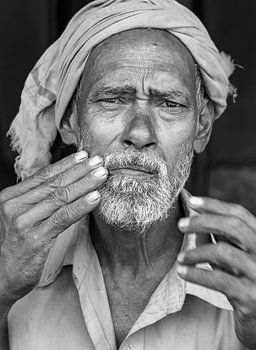 stolzer Mann mit Turban